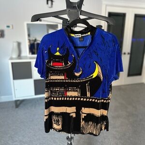 Jamie Sadock Kids Tee with Vibrant Blue and Black Pagoda Design